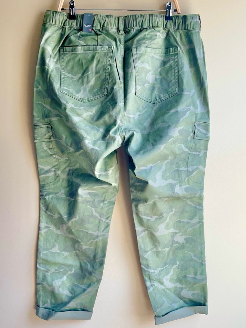 torrid Pull On Weekend Stretch Twill Cargo Mid-Rise Pants in Camo Cadet Olive - Picture 8 of 9